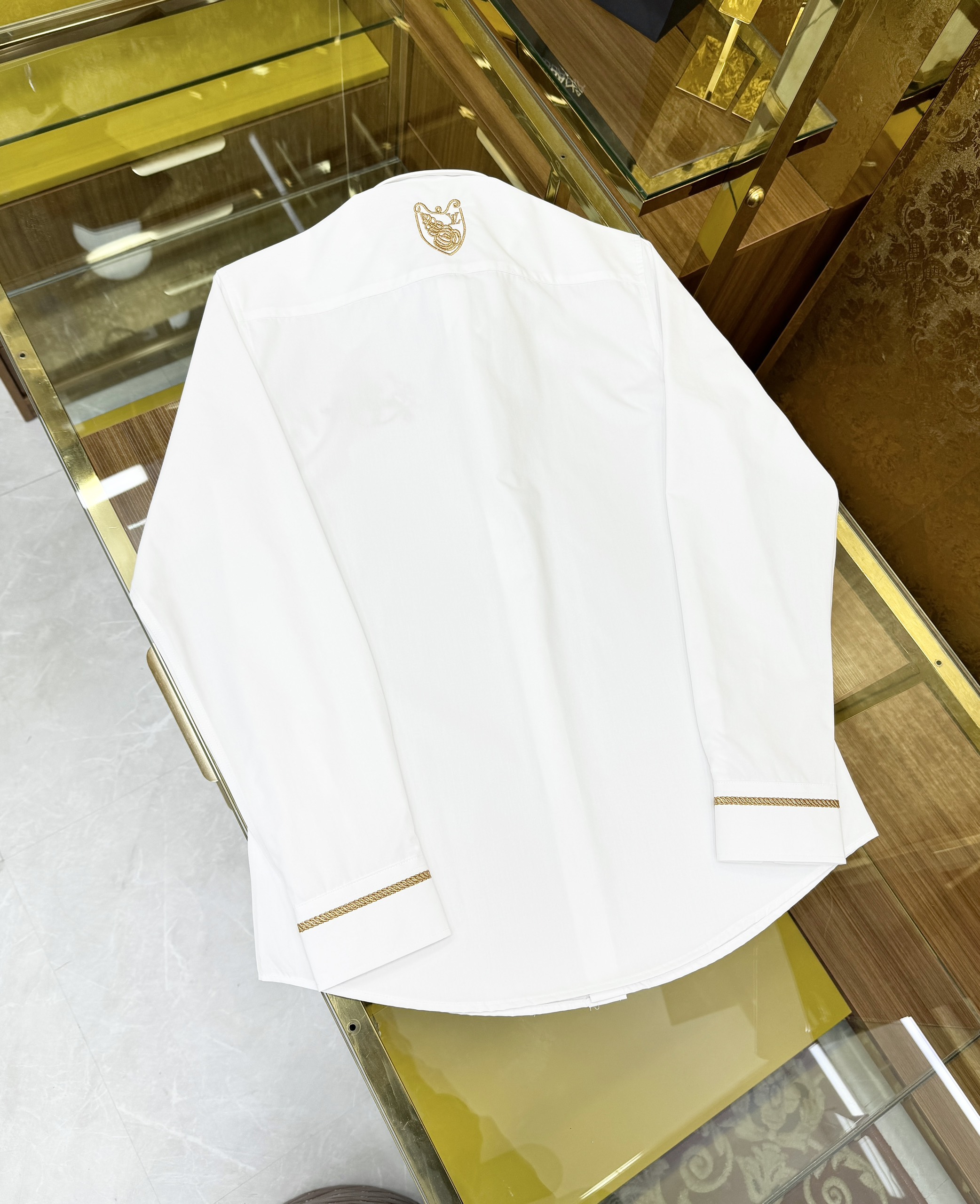 Áo sơ mi dài tay Louis Vuitton LV logo chữ kẻ sọc tay thêu Like Auth on web CD